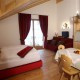 s�sz�ll�s: Sol - Nef residence